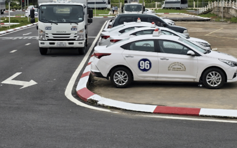 KHÓA HỌC LÁI XE Ô TÔ HẠNG C TẠI CẦN THƠ