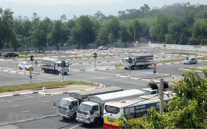 KHÓA HỌC LÁI XE Ô TÔ HẠNG C TẠI ĐỒNG NAI