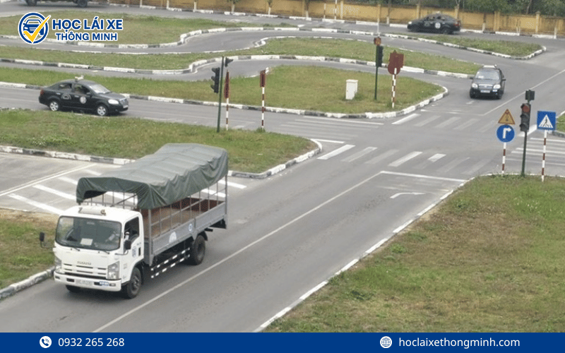 Giới thiệu khóa học lái xe ô tô hạng C tại Bình Thuận