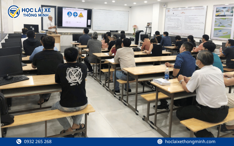 Giới thiệu khóa học lái xe ô tô hạng C tại Cà Mau