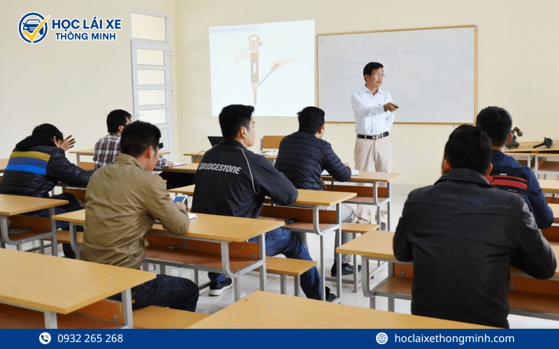 Giới thiệu khóa học lái xe ô tô hạng C tại Long An