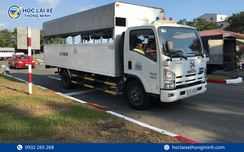 Giới thiệu khóa học lái xe ô tô hạng C tại TP.HCM