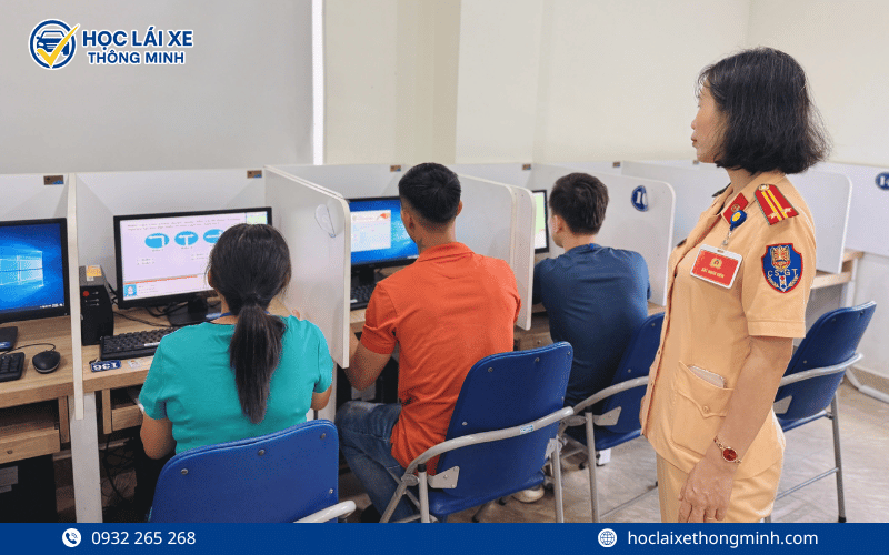 Giữ tâm lý bình tĩnh trong phòng thi