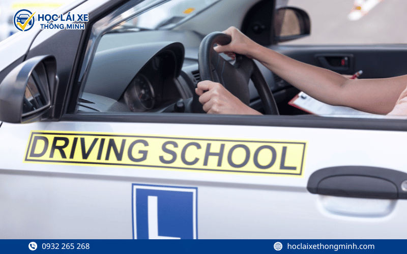 Học phí khóa học lái xe ô tô B1 tại Vĩnh Long